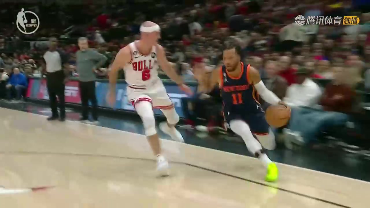 秀啊！布倫森腳踝終結(jié)將卡魯索晃倒坐地！再三分殺死比賽（布倫森集錦）